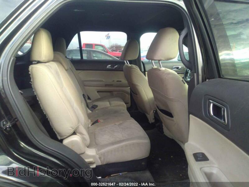 2011 Ford EXPLORER (VIN 1FMHK7B82BGA46010) — фото 8 из 12