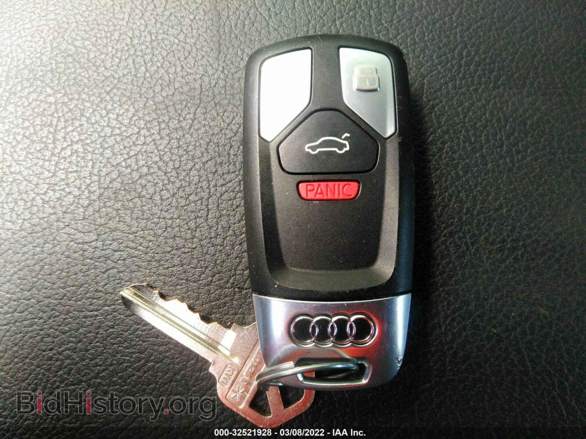 2018 AUDI A4 - VIN: WAUENAF48JA118541 - Photo 11