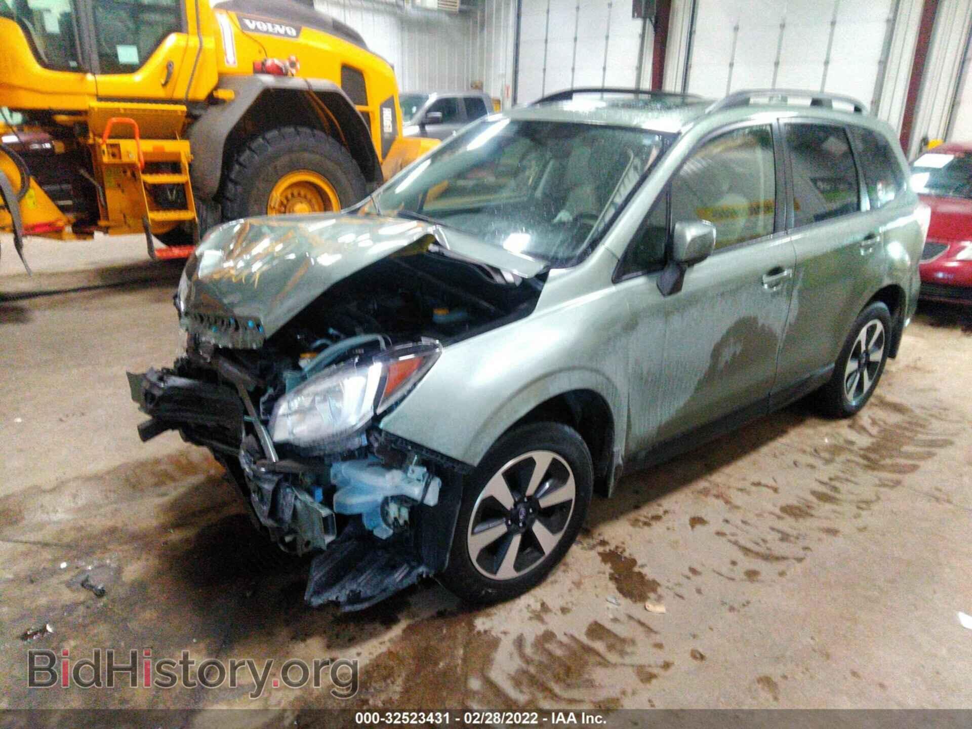 2018 SUBARU FORESTER - VIN: JF2SJAEC0JH552049 - Фото 2