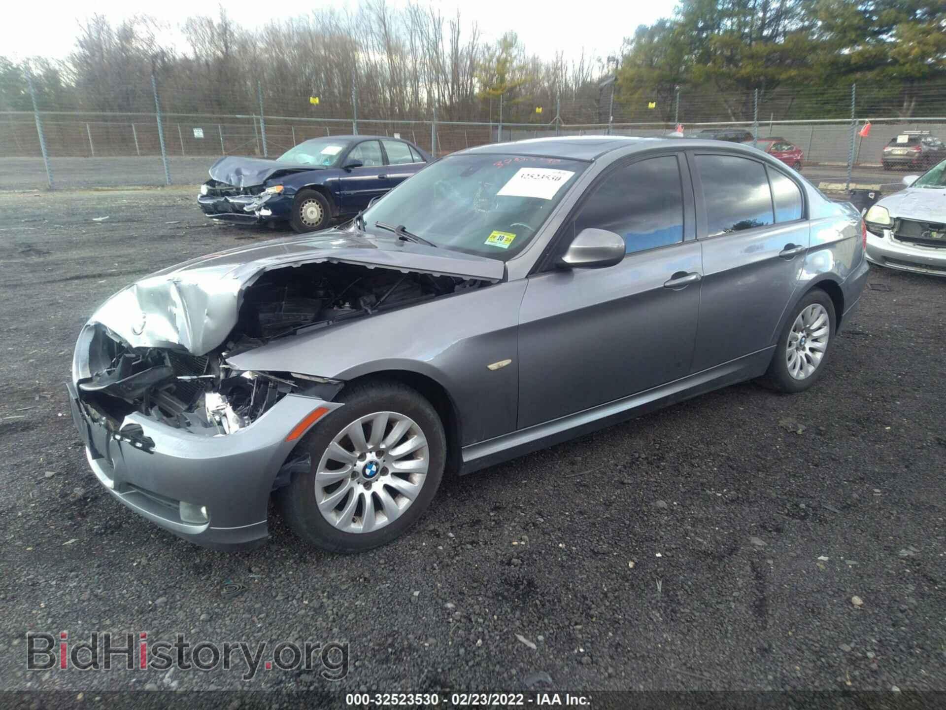 2009 BMW 3 SERIES - VIN: WBAPH53539A434347 - Фото 2