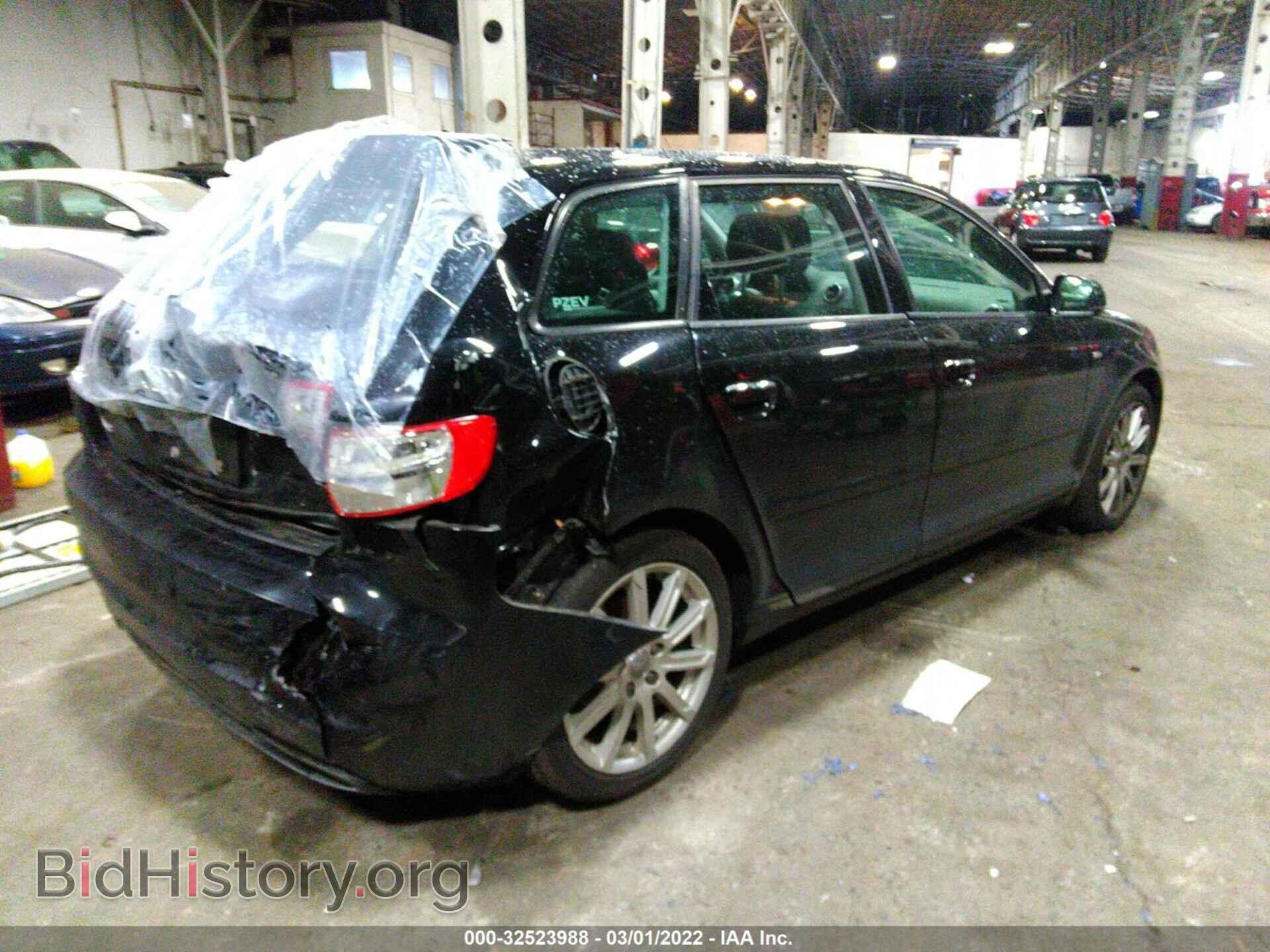 2011 AUDI A3 - VIN: WAUKEAFM8BA041237 - Photo 4