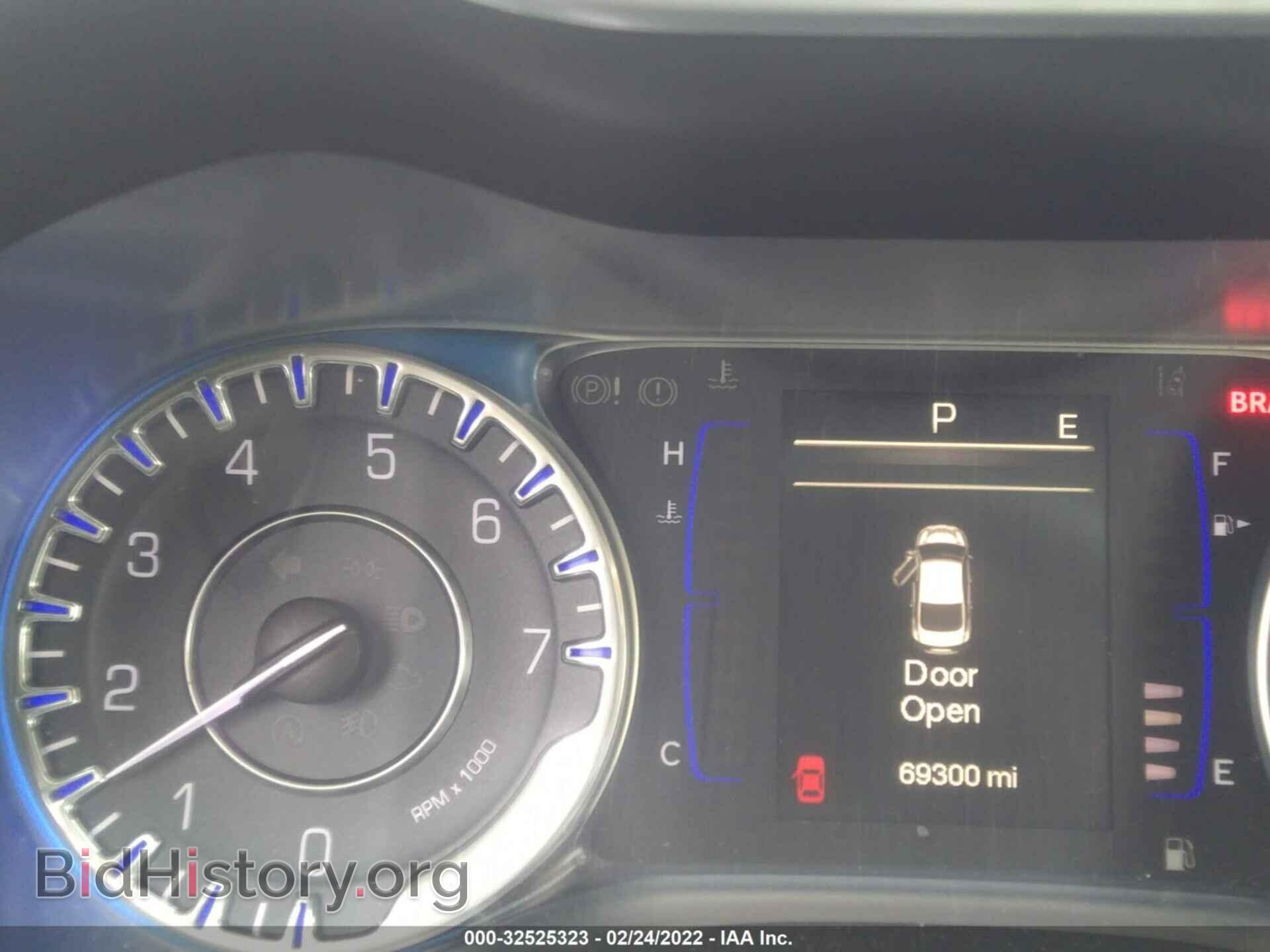 2015 CHRYSLER 200 - VIN: 1C3CCCAB5FN504503 - Фото 7