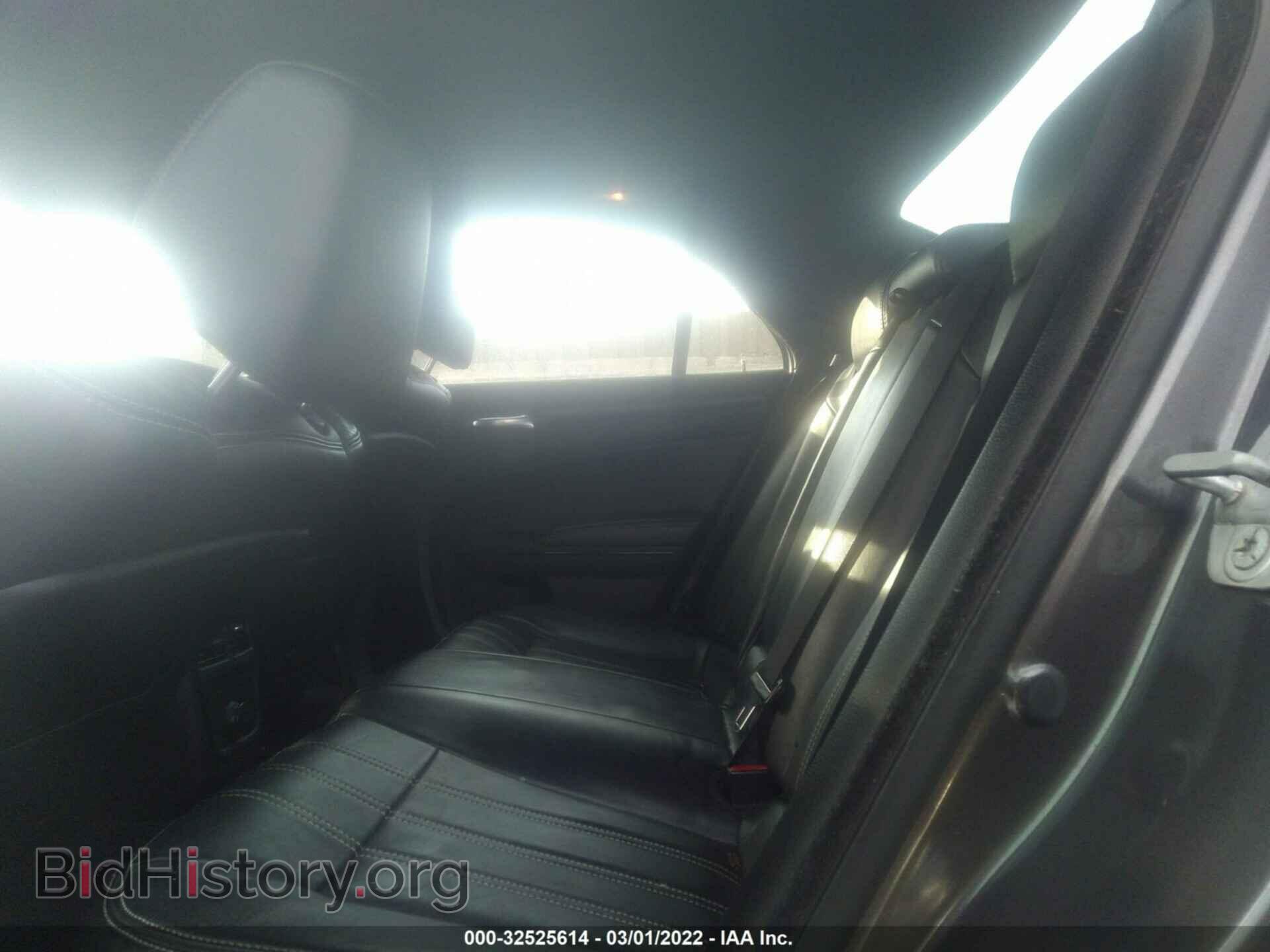 2014 CHRYSLER 300 - VIN: 2C3CCAGG2EH297938 - Фото 8