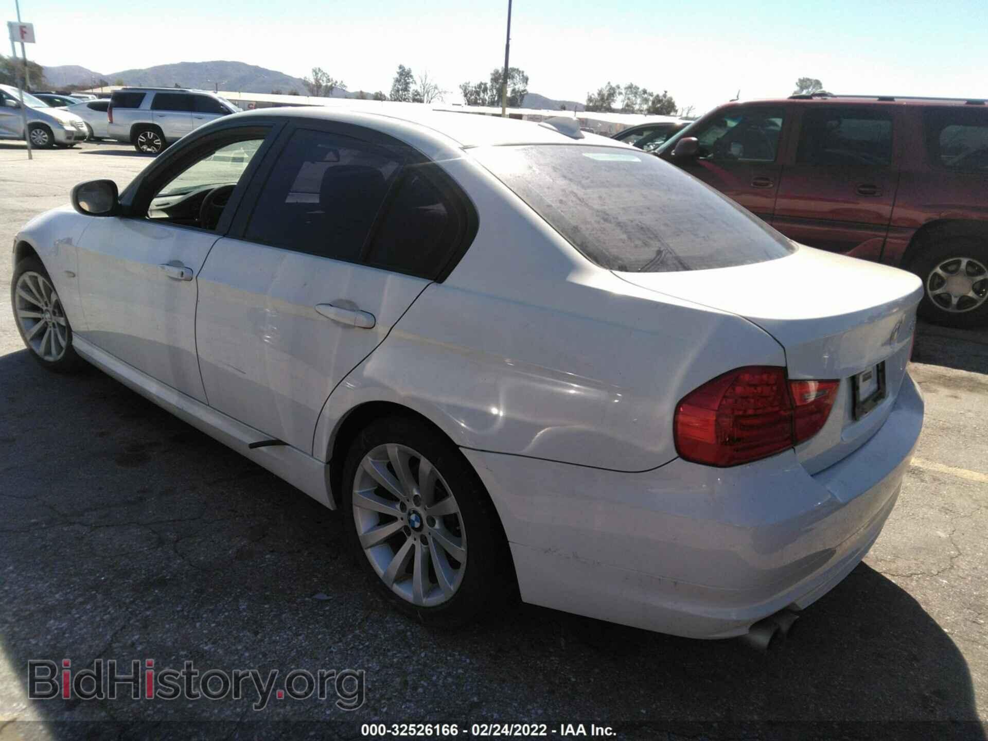 2011 BMW 3 SERIES - VIN: WBAPH5C52BA445894 - Фото 3