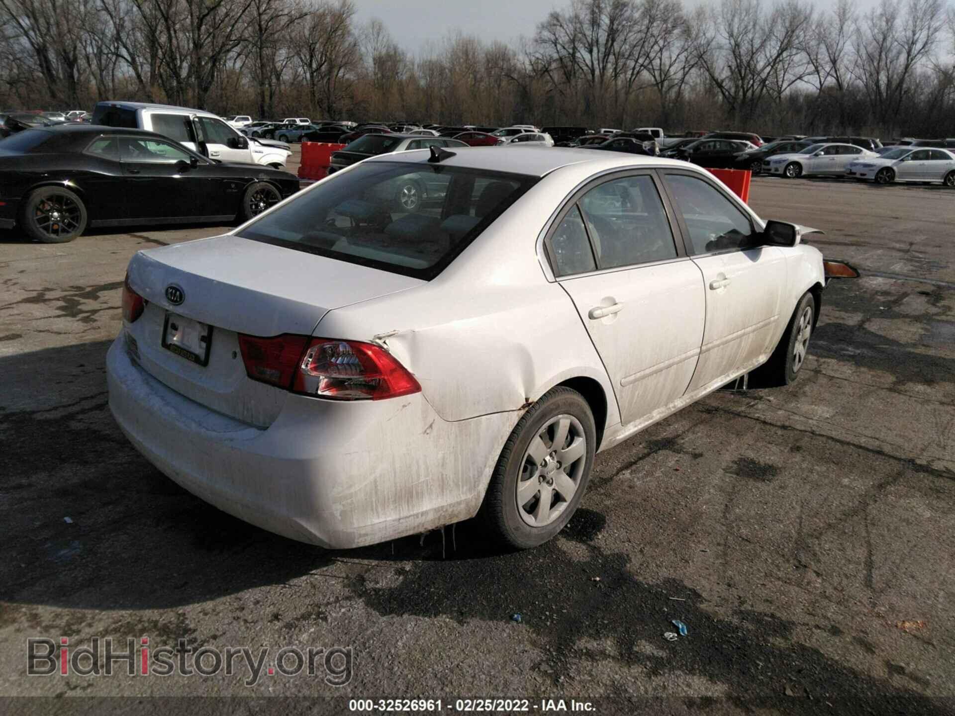 2010 KIA OPTIMA - VIN: KNAGG4A88A5408947 - Фото 4