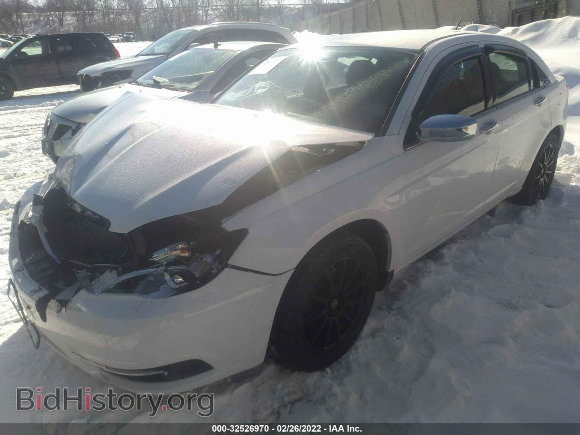 2014 CHRYSLER 200 - VIN: 1C3CCBCG4EN185726 - Фото 2