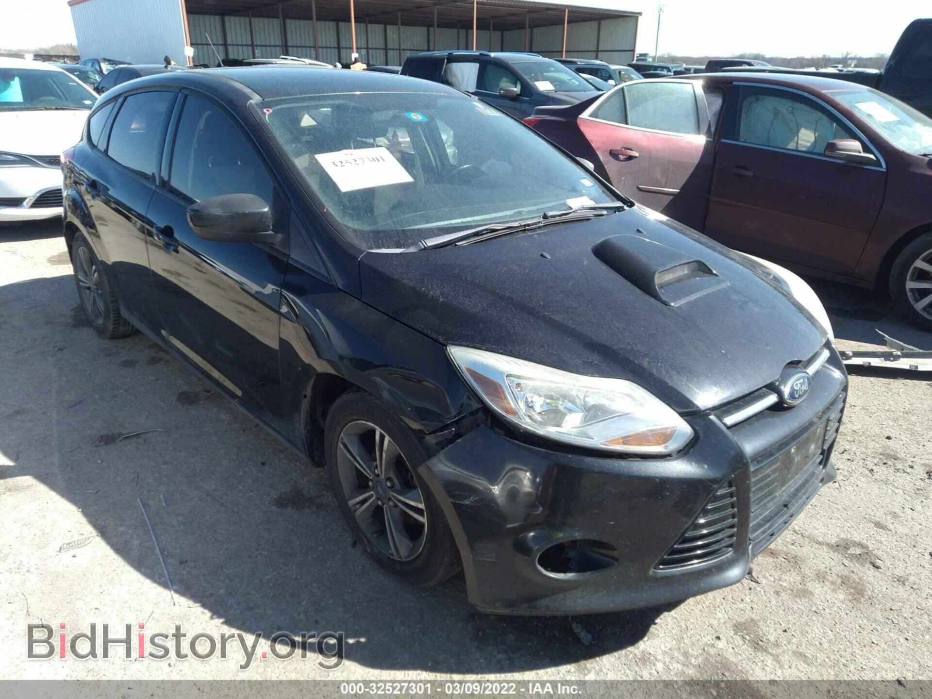 Photo 1FAHP3K21CL355136 - FORD FOCUS 2012