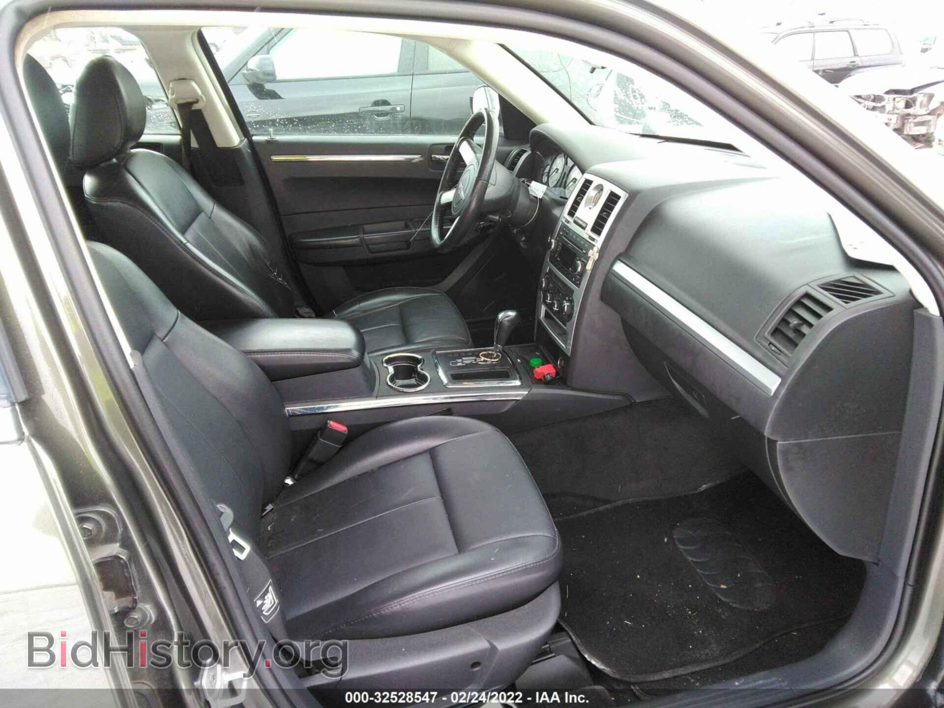 2010 CHRYSLER 300 - VIN: 2C3CA5CV3AH265950 - Фото 5