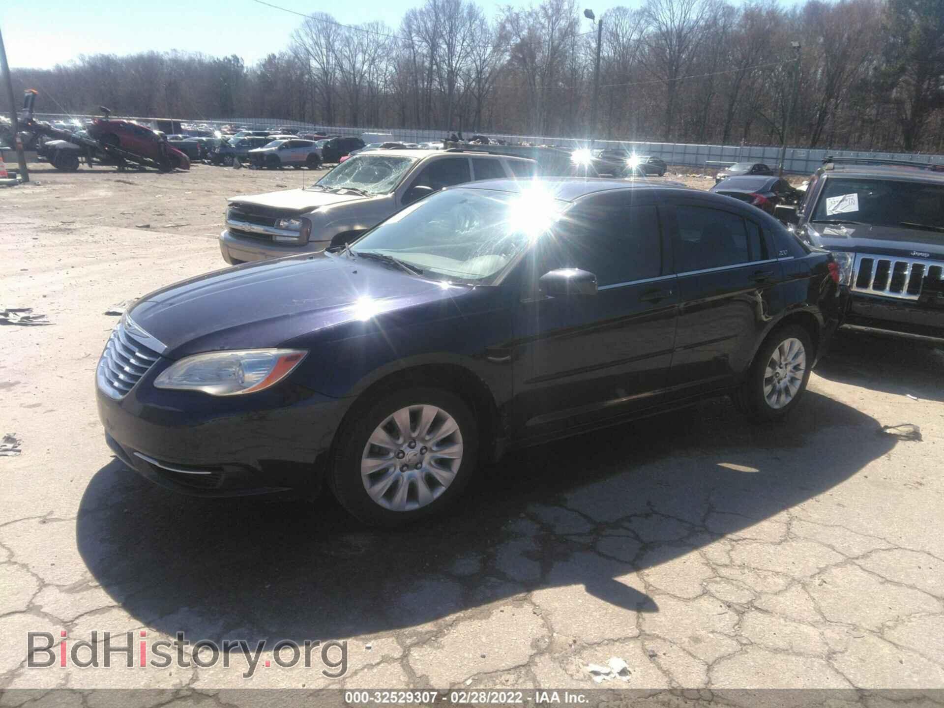 2012 CHRYSLER 200 - VIN: 1C3CCBAB5CN191300 - Фото 2