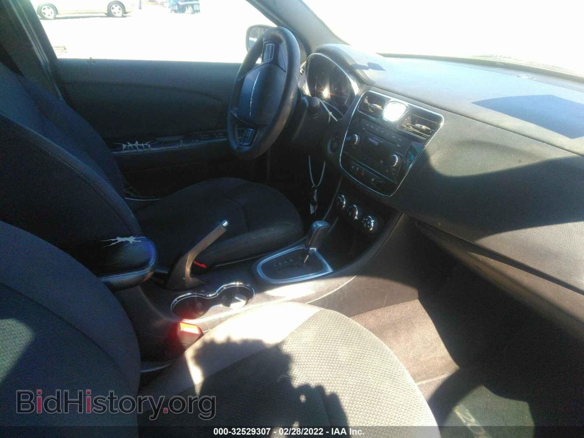 2012 CHRYSLER 200 - VIN: 1C3CCBAB5CN191300 - Фото 5