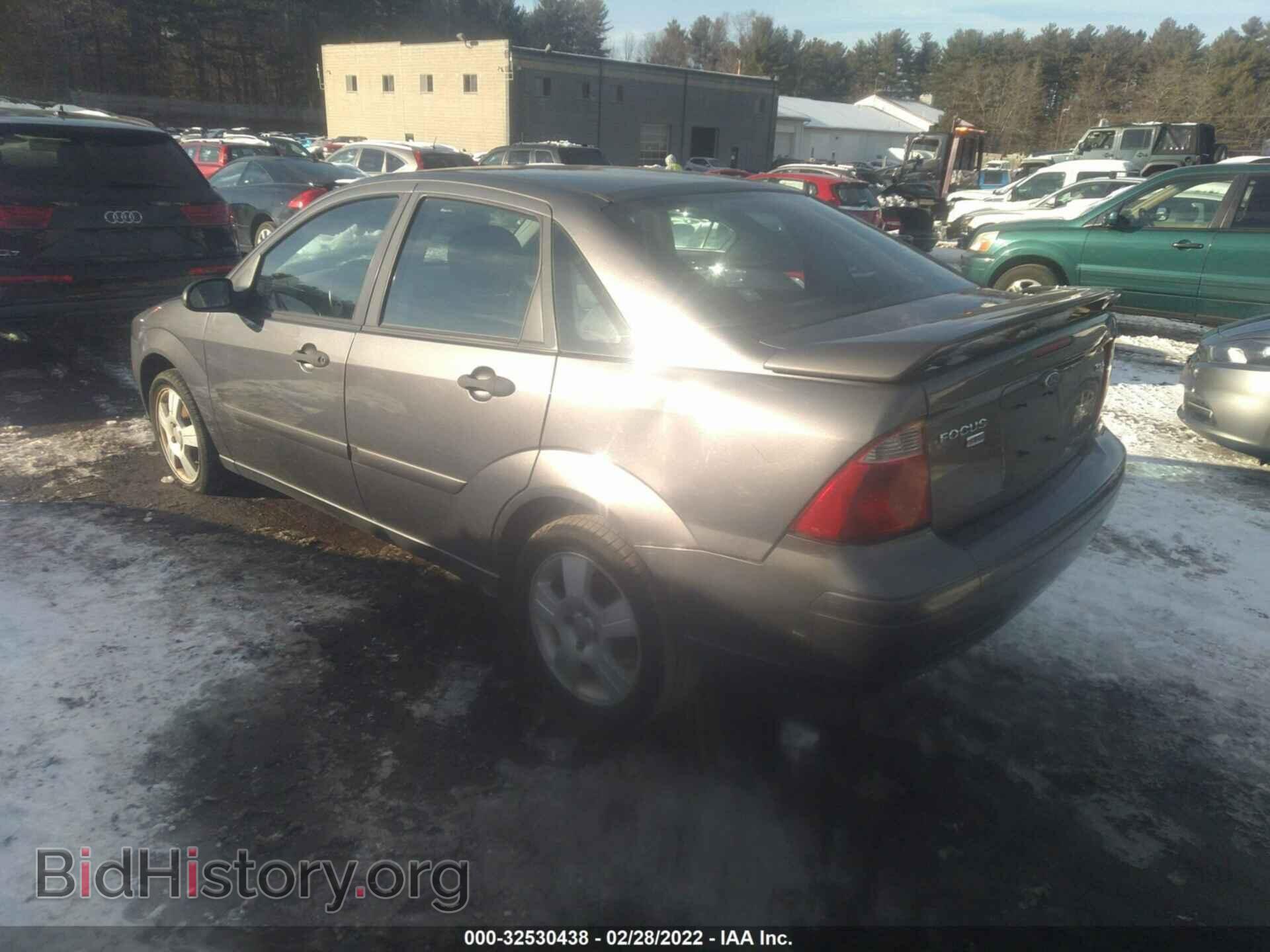 2006 FORD FOCUS - VIN: 1FAHP34N16W230745 - Фото 3