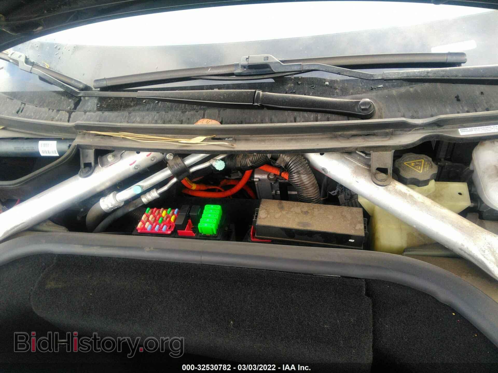 2014 TESLA MODEL S - VIN: 5YJSA1H10EFP60270 - Фото 10