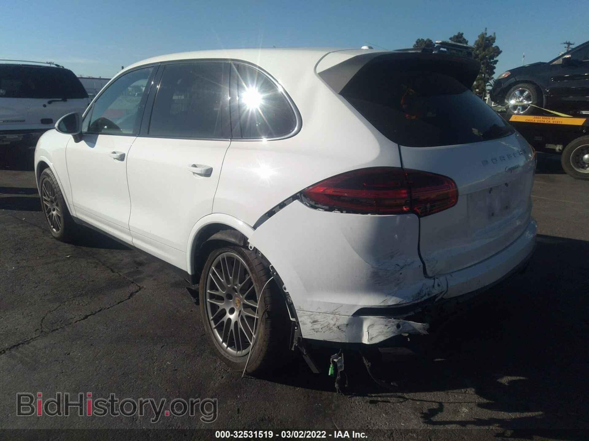 2017 PORSCHE CAYENNE - VIN: WP1AA2A27HKA83583 - Photo 3