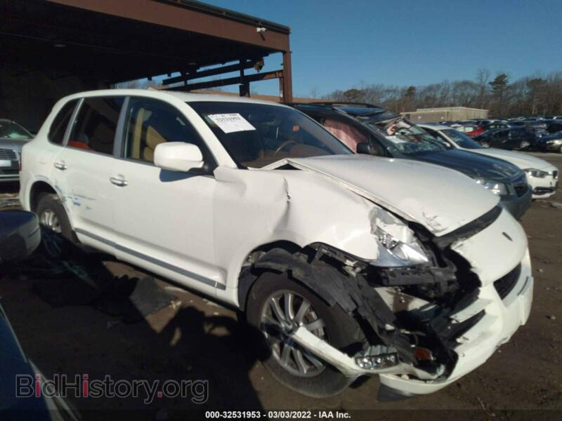 2010 Porsche CAYENNE (VIN WP1AA2AP4ALA07623) — фото 1 из 11, IAAI, повреждение: правая передняя часть