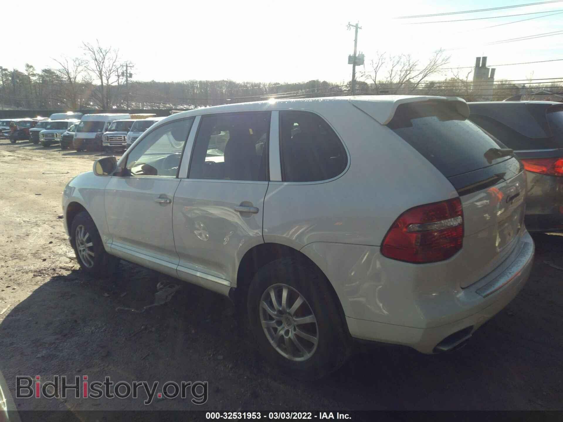 2010 PORSCHE CAYENNE - VIN: WP1AA2AP4ALA07623 - Фото 3