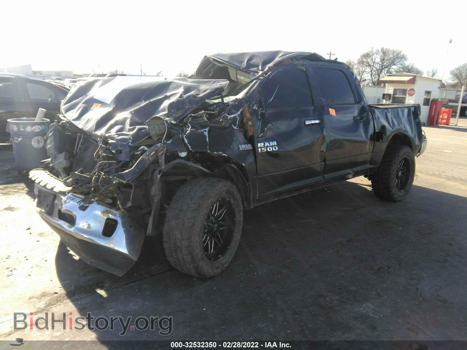 2016 RAM 1500 - VIN: 1C6RR6LT4GS201380 - Photo 2