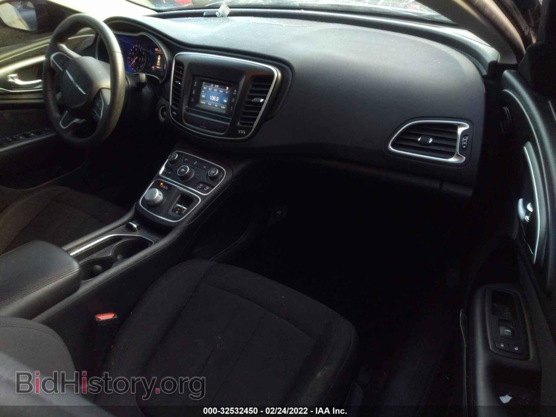 2016 CHRYSLER 200 - VIN: 1C3CCCAB2GN137593 - Photo 5