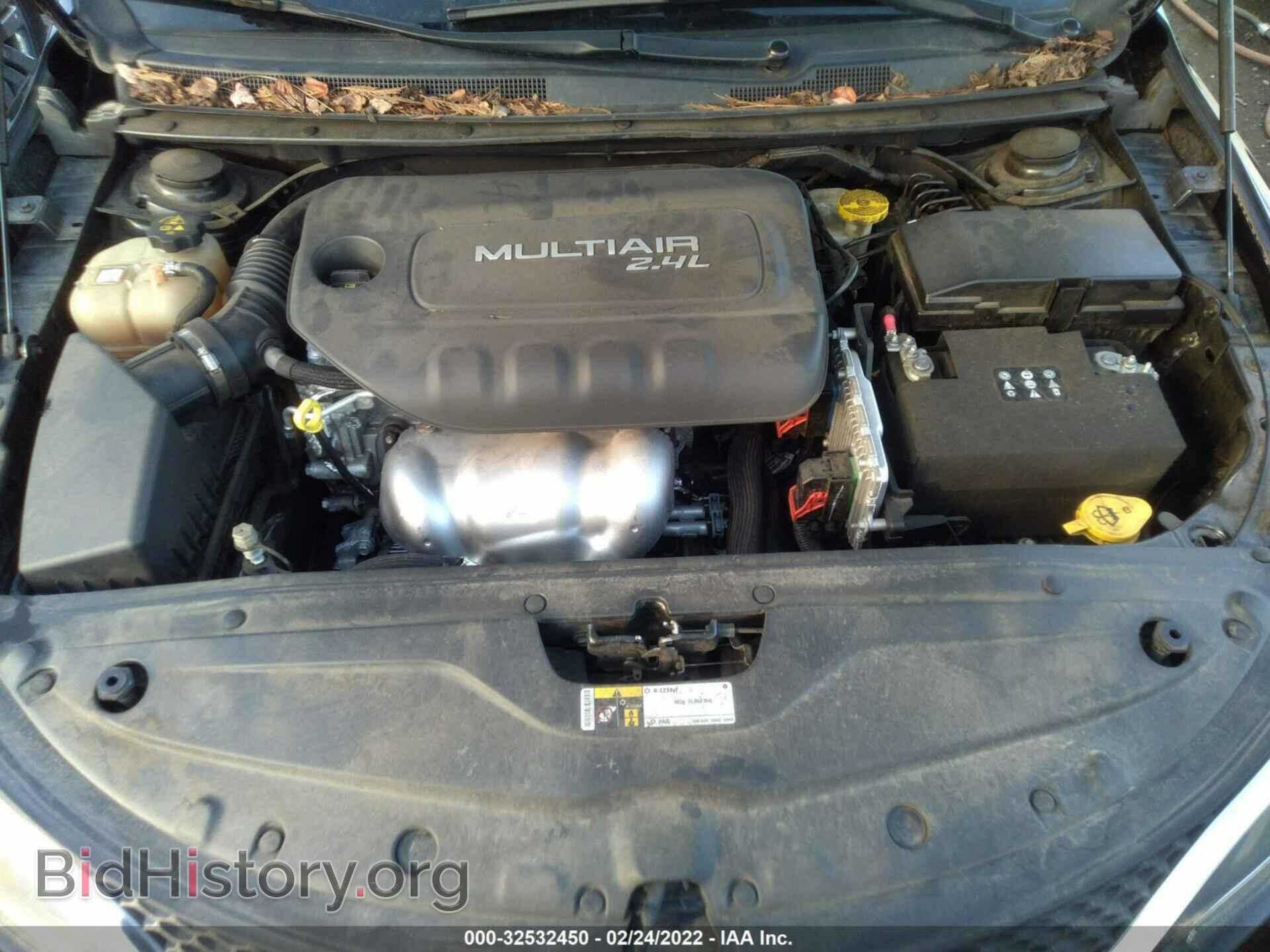 2016 CHRYSLER 200 - VIN: 1C3CCCAB2GN137593 - Photo 10