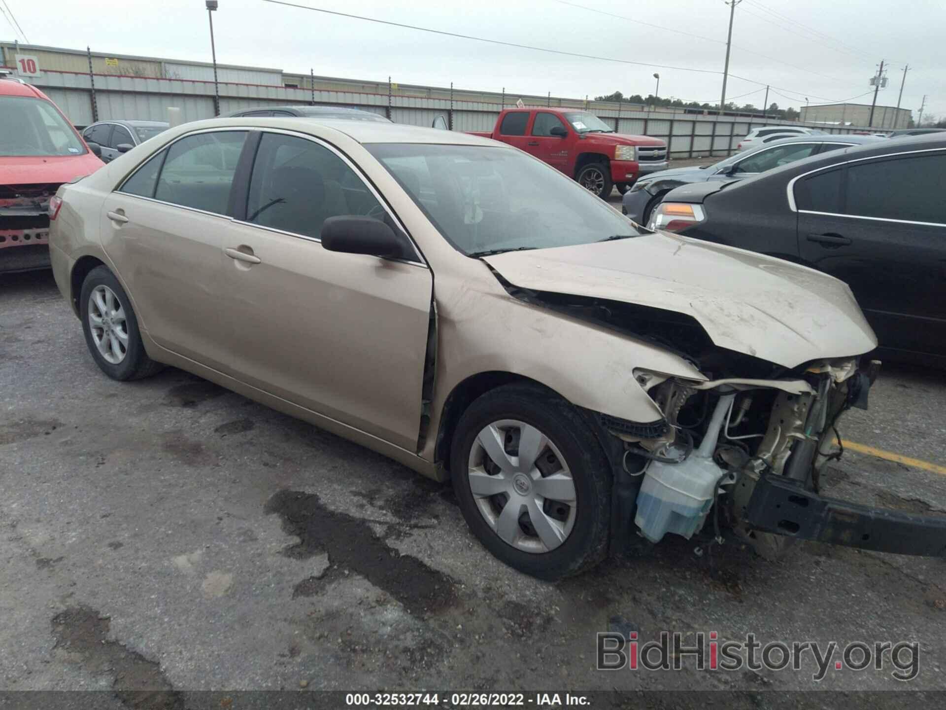 Photo 4T4BF3EK9BR123845 - TOYOTA CAMRY 2011