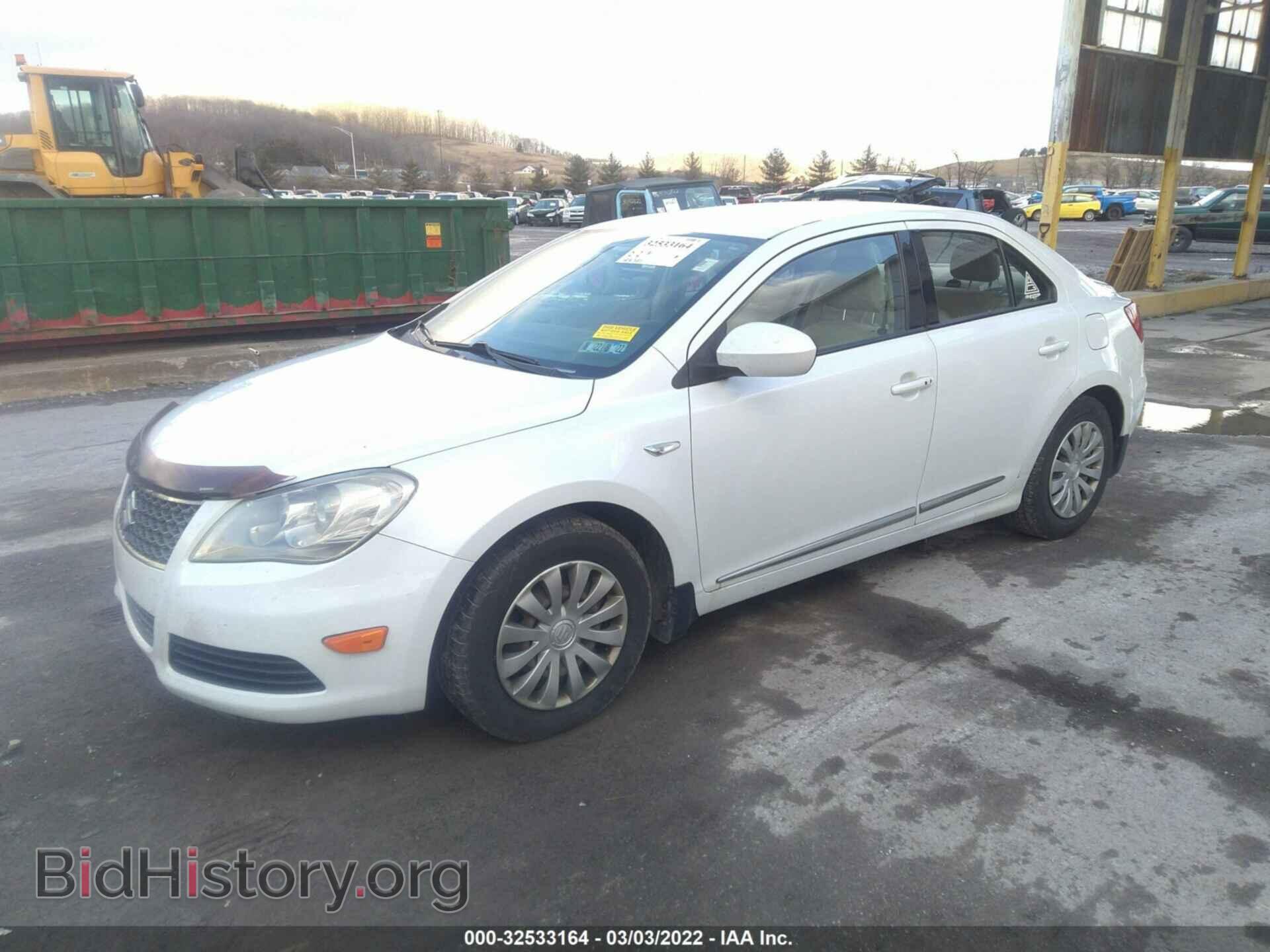 2011 SUZUKI KIZASHI - VIN: JS2RF9A12B6110166 - Photo 2