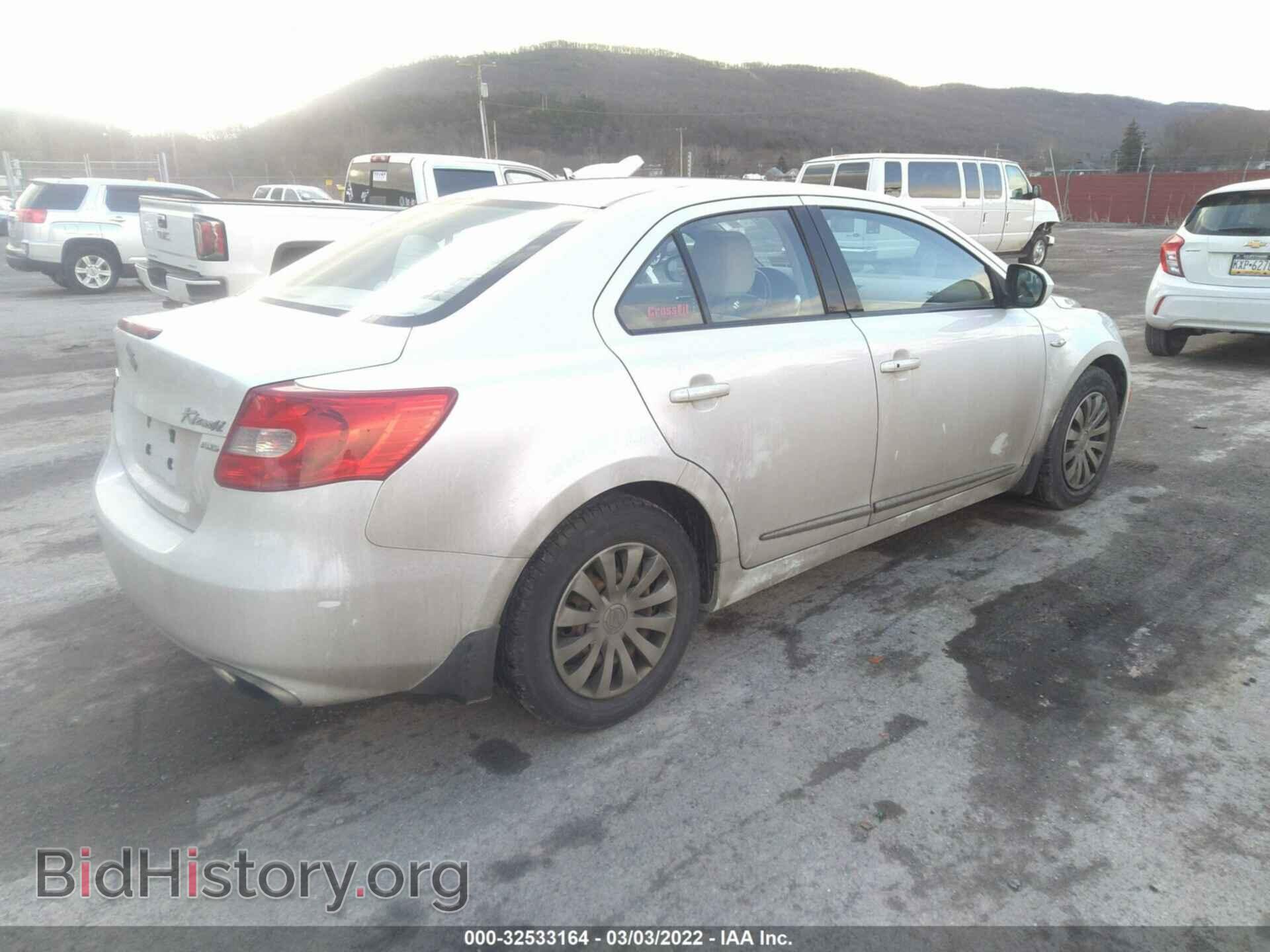 2011 SUZUKI KIZASHI - VIN: JS2RF9A12B6110166 - Photo 4