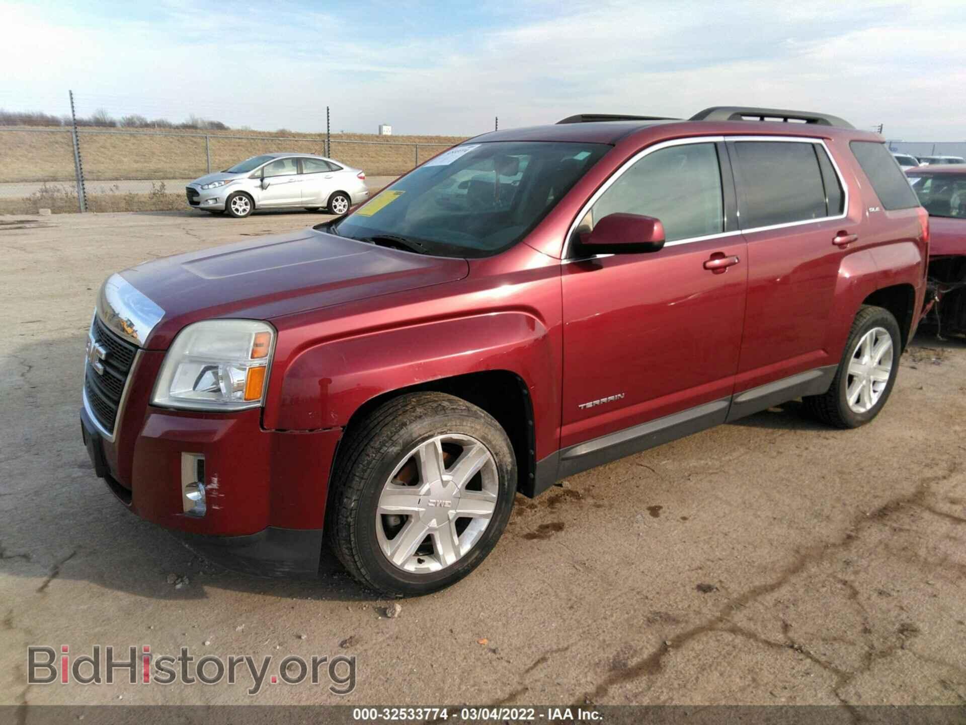 2011 GMC TERRAIN - VIN: 2CTALSEC3B6279596 - Photo 2