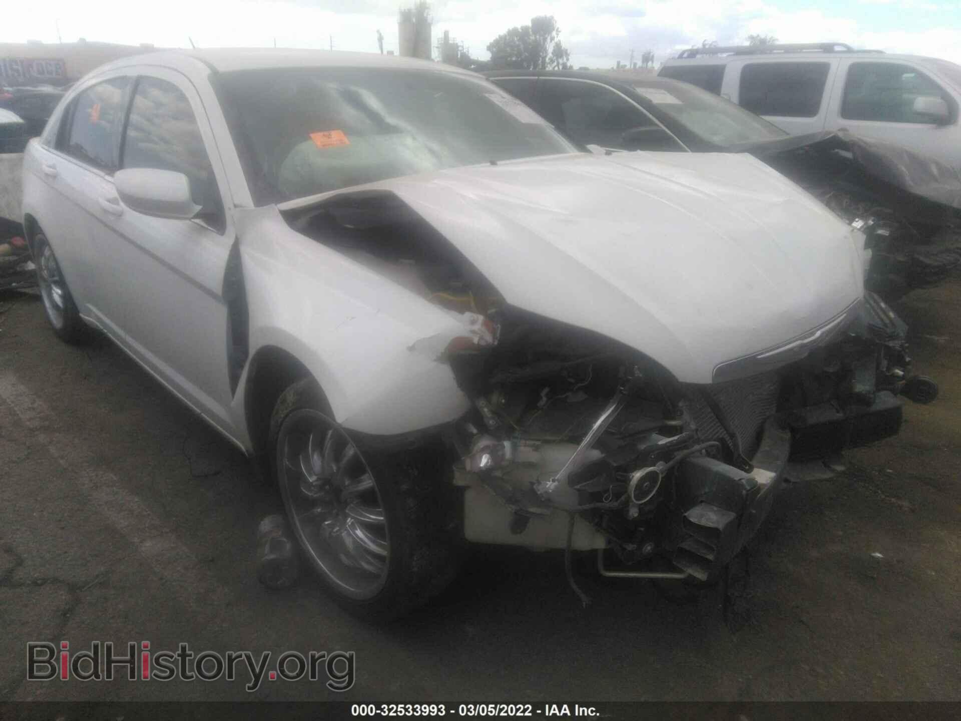 2014 CHRYSLER 200 - VIN: 1C3CCBBG1EN198919 - Фото 2