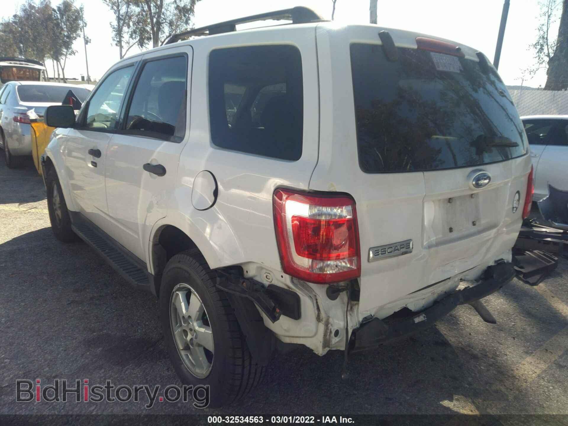 2009 FORD ESCAPE - VIN: 1FMCU03779KA20737 - Фото 3