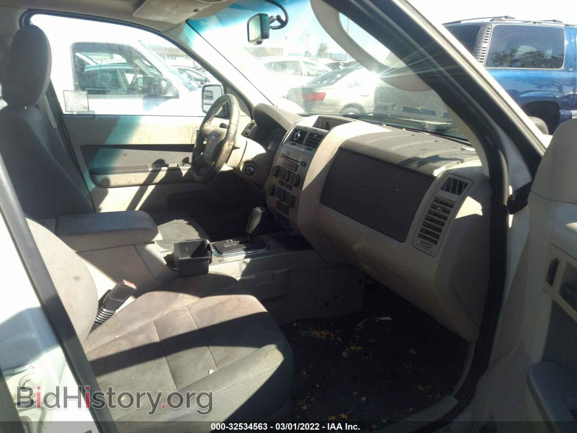 2009 FORD ESCAPE - VIN: 1FMCU03779KA20737 - Фото 5