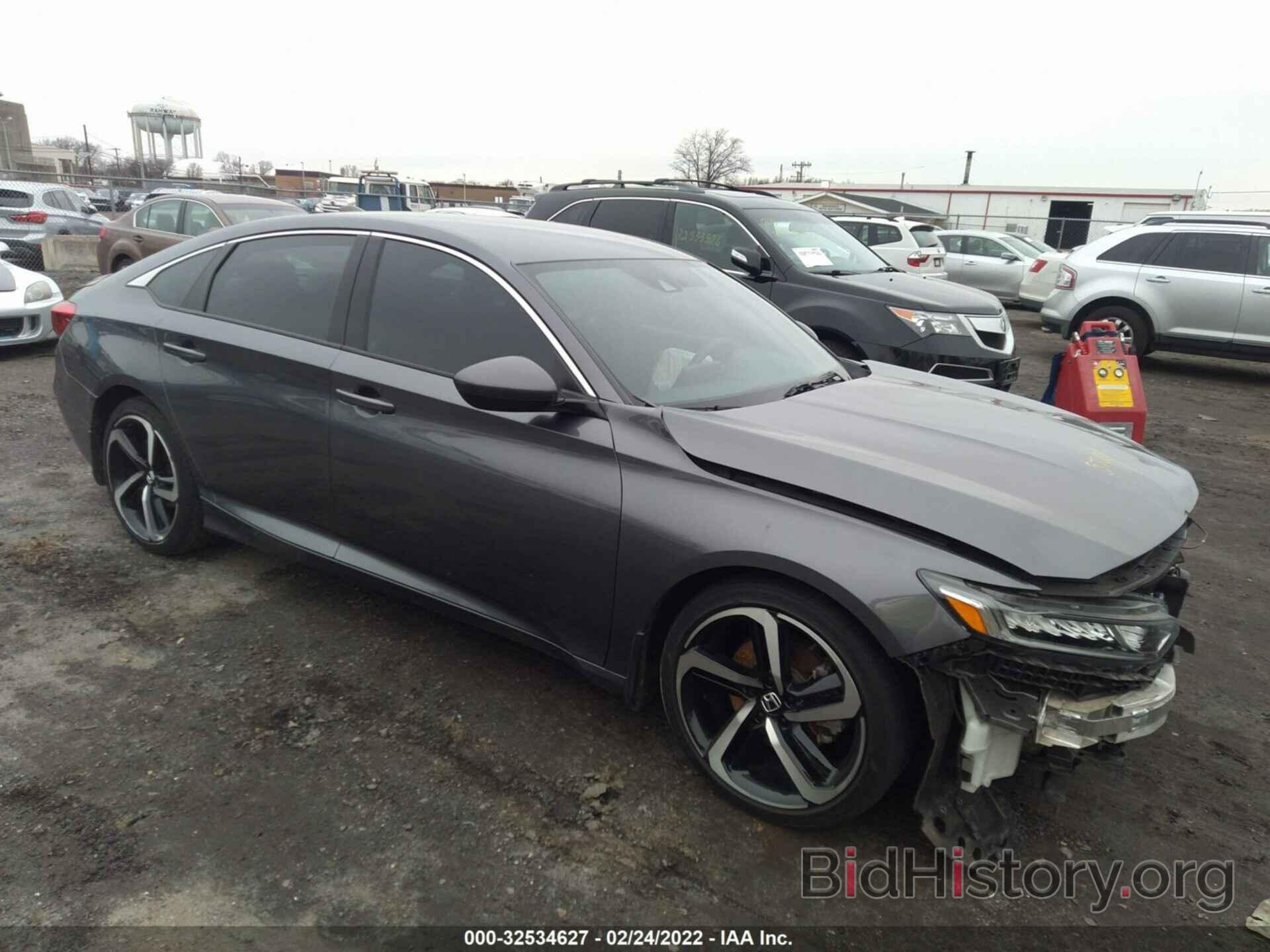 Photo 1HGCV1F32JA250844 - HONDA ACCORD SEDAN 2018