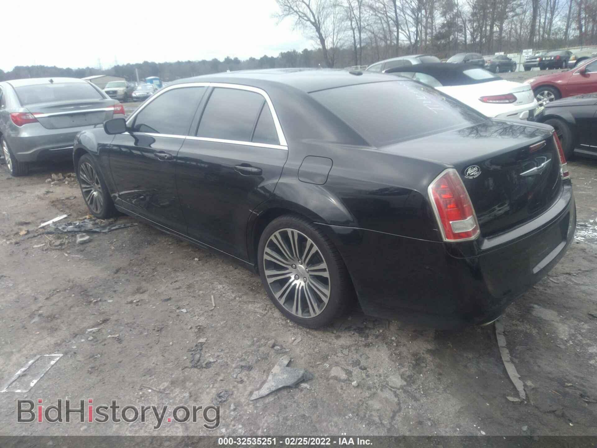 2013 CHRYSLER 300 - VIN: 2C3CCABG8DH557927 - Фото 3