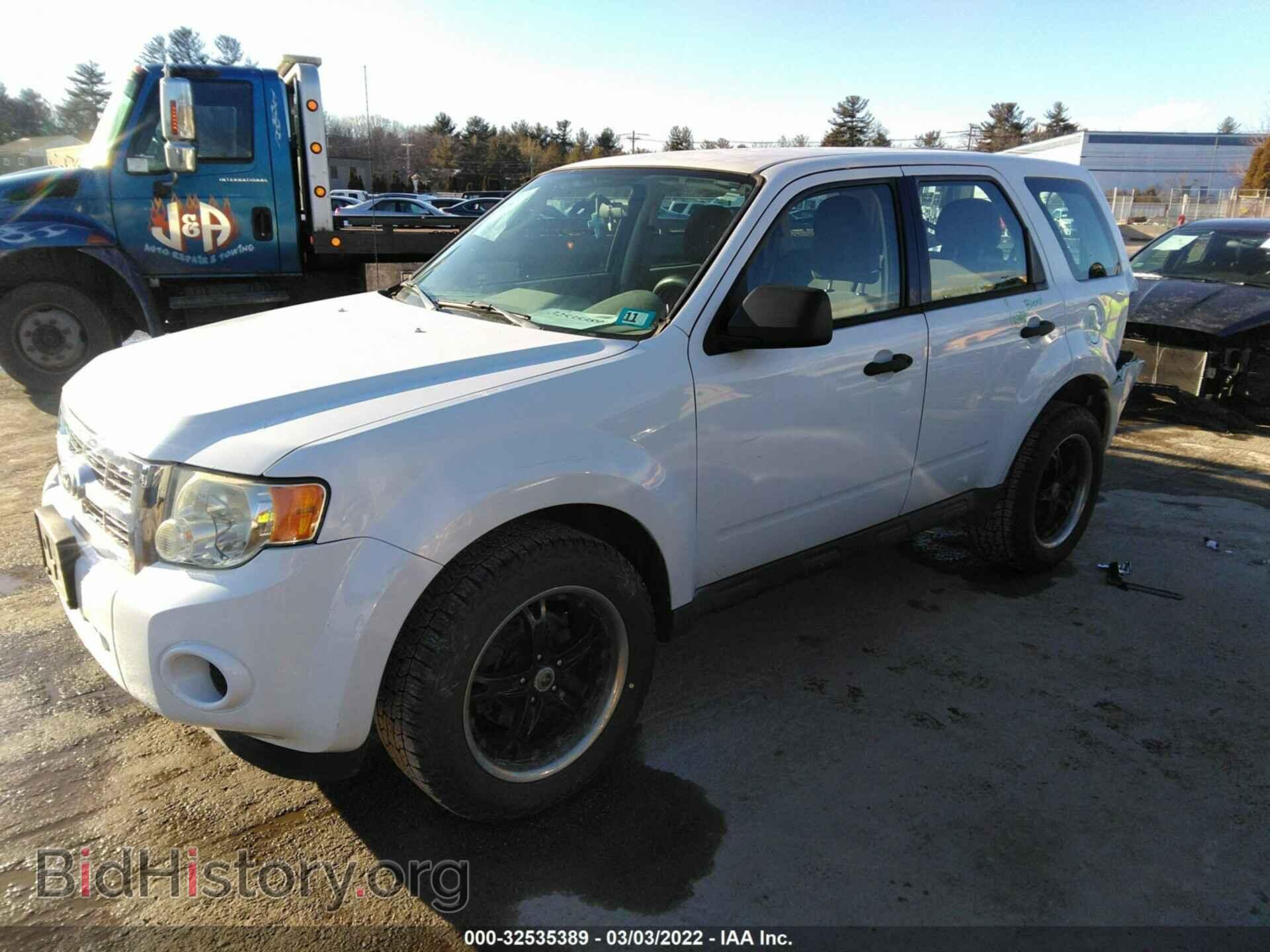 2010 FORD ESCAPE - VIN: 1FMCU9C70AKD48588 - Фото 2