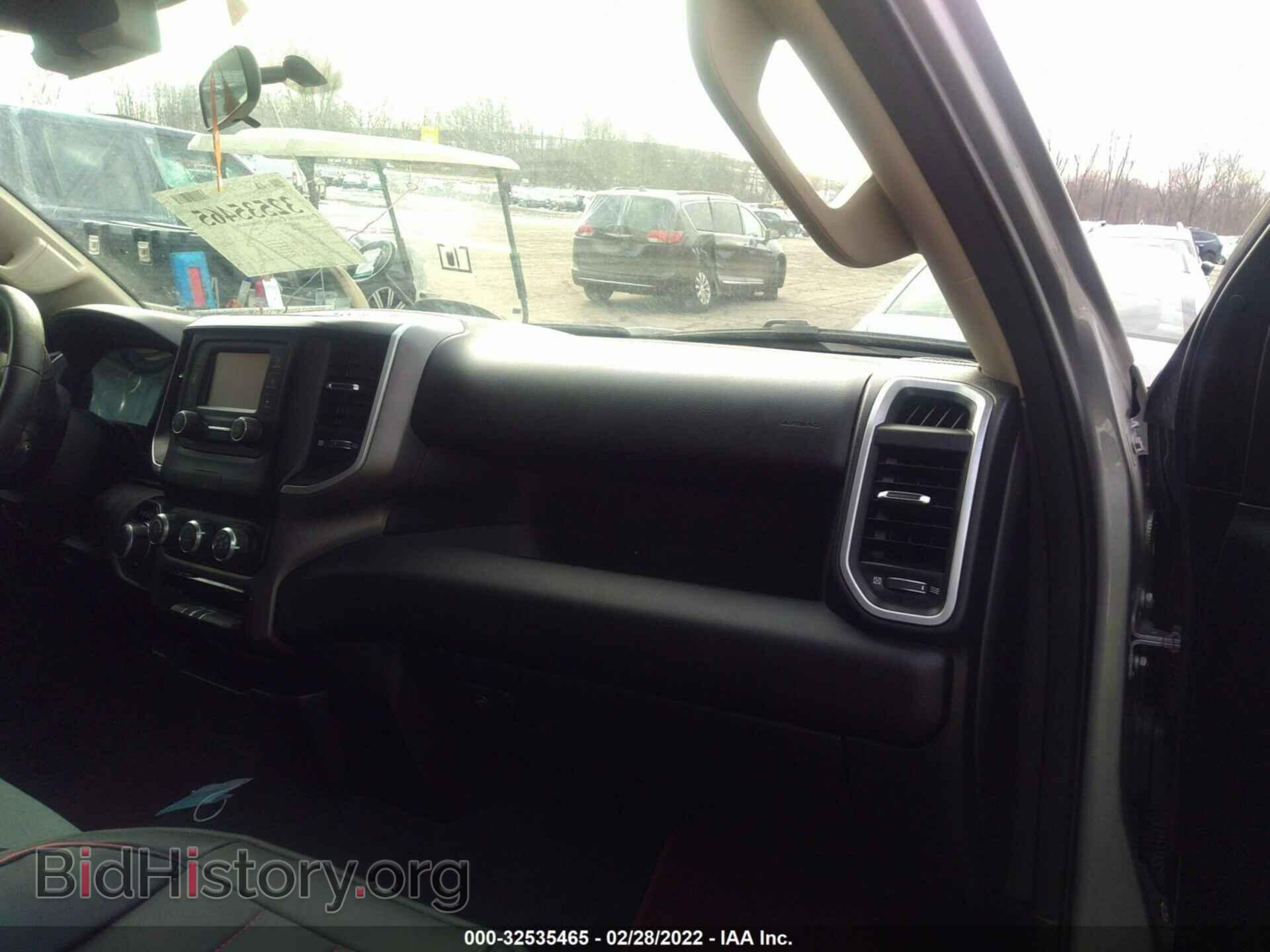 2020 RAM 1500 - VIN: 1C6SRFBT0LN189997 - Фото 5