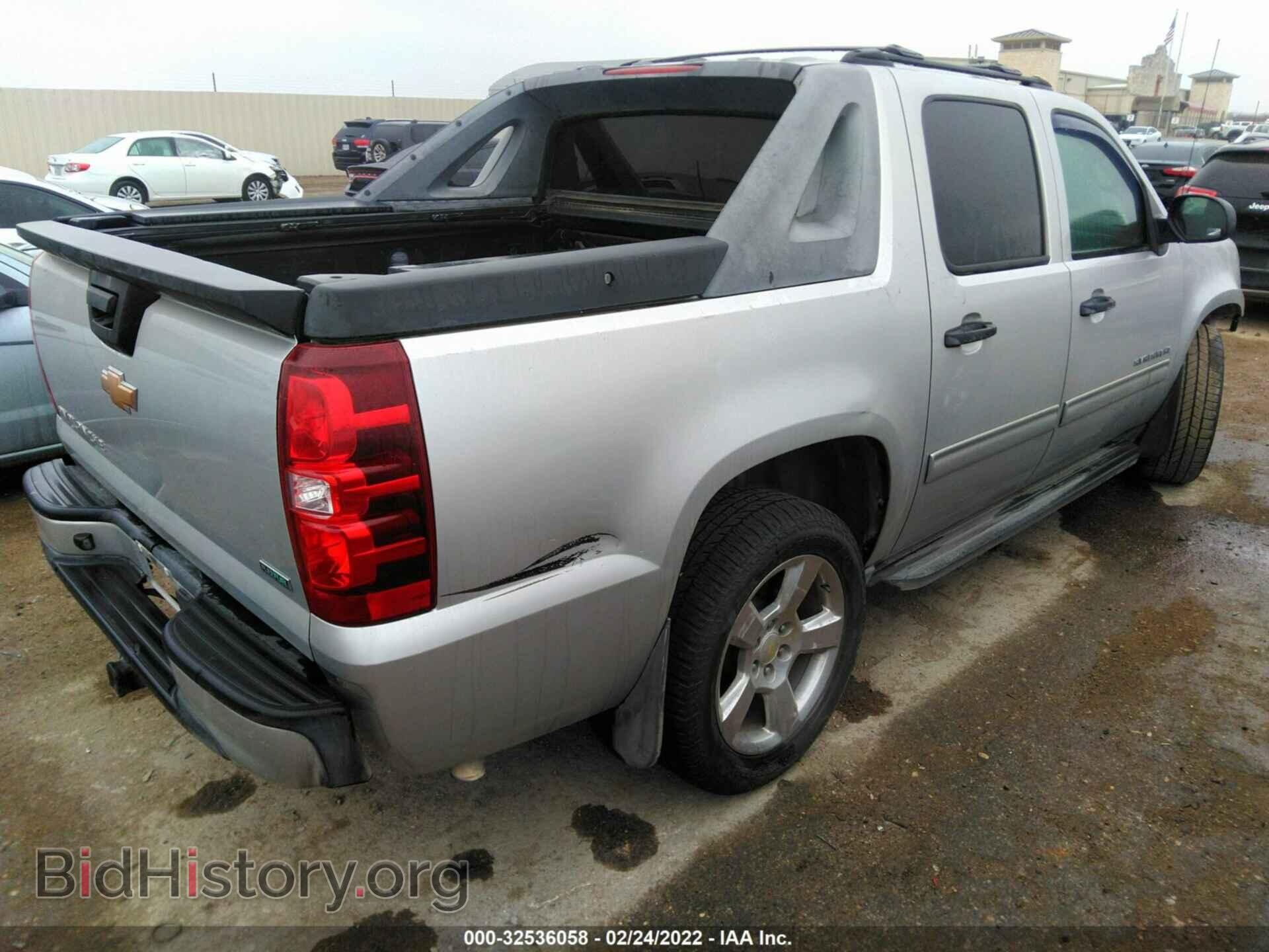 2010 CHEVROLET AVALANCHE - VIN: 3GNNCEE02AG242280 - Фото 4