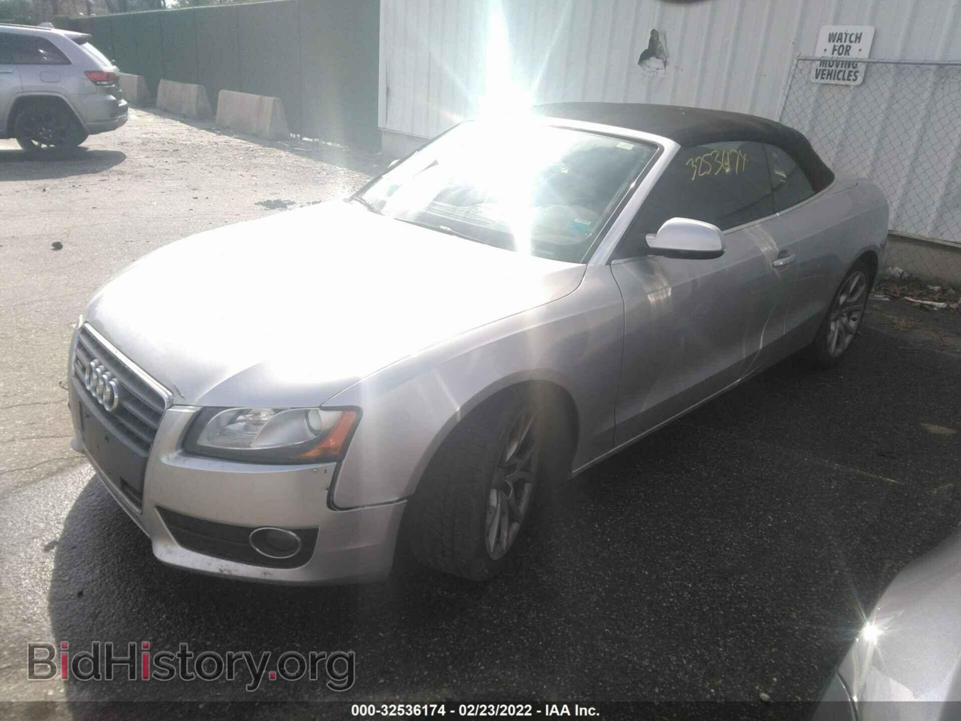 2011 AUDI A5 - VIN: WAUCFAFH0BN009587 - Photo 2