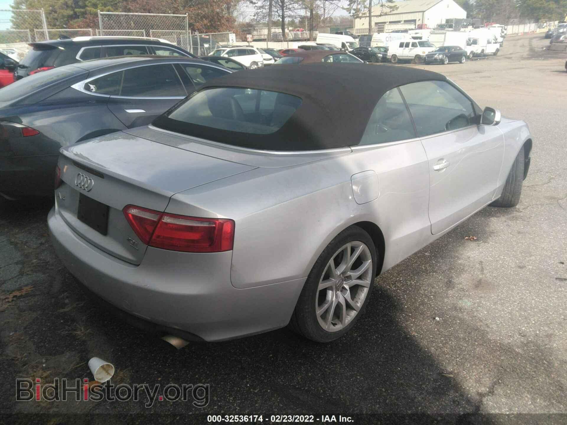 2011 AUDI A5 - VIN: WAUCFAFH0BN009587 - Photo 4
