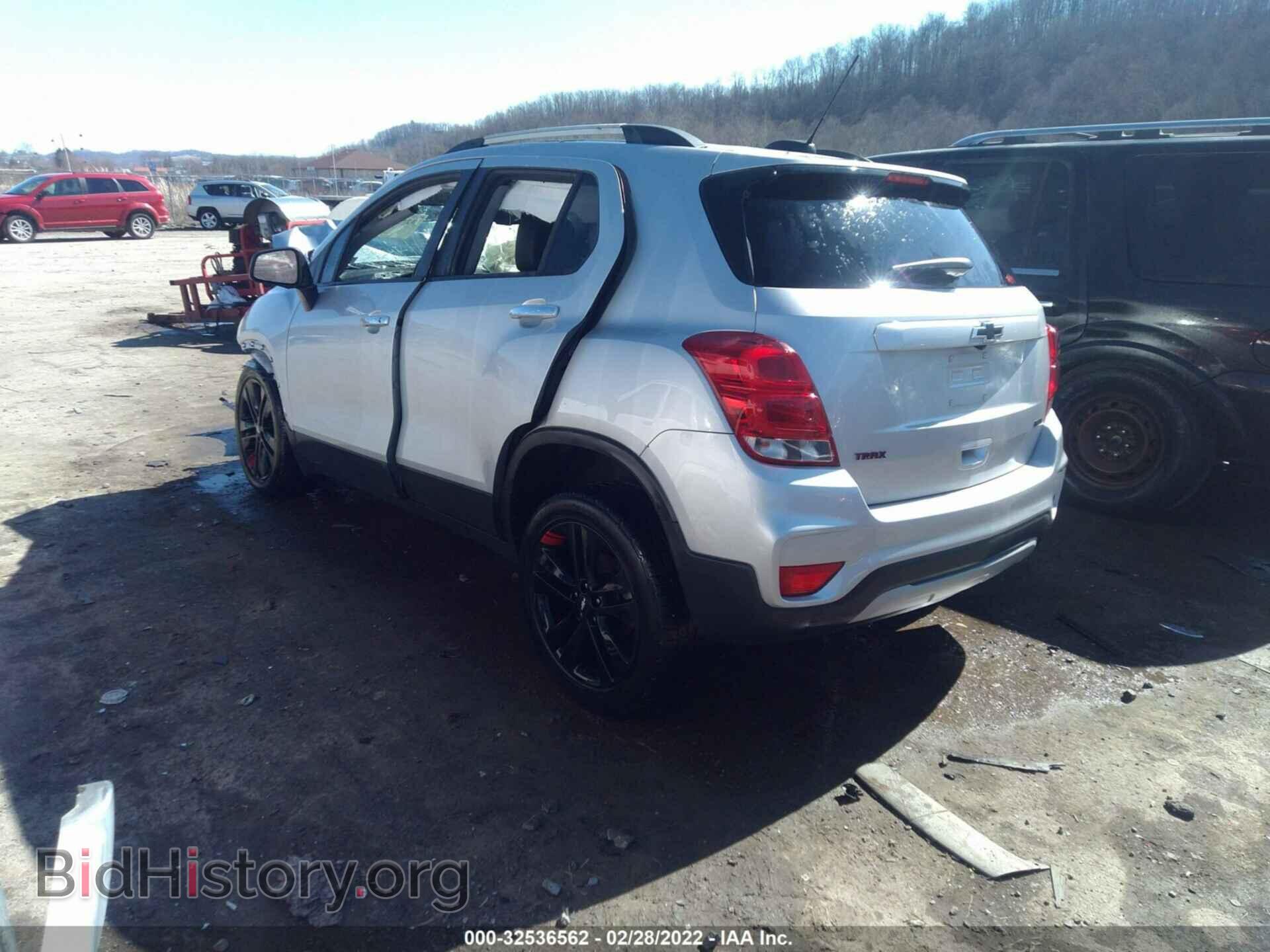 2019 CHEVROLET TRAX - VIN: 3GNCJPSB2KL242142 - Фото 3