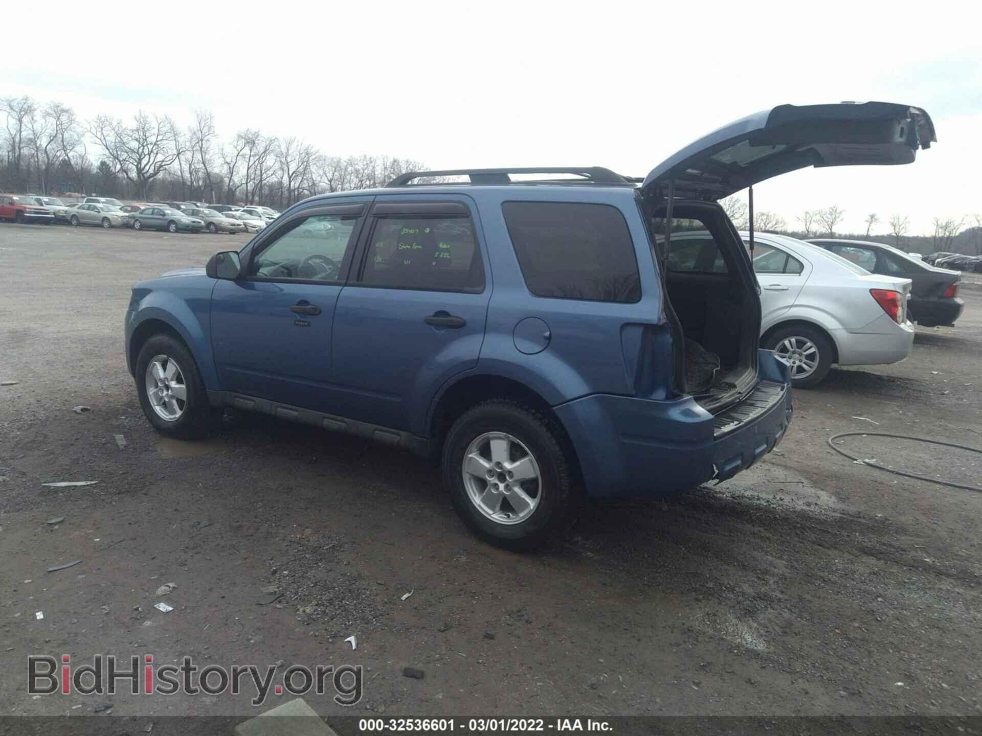 2010 FORD ESCAPE - VIN: 1FMCU0D74AKB72817 - Фото 3