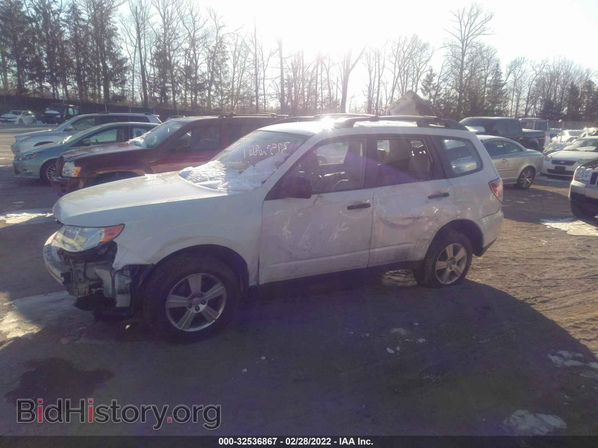 2011 SUBARU FORESTER - VIN: JF2SHABC5BH723203 - Фото 2