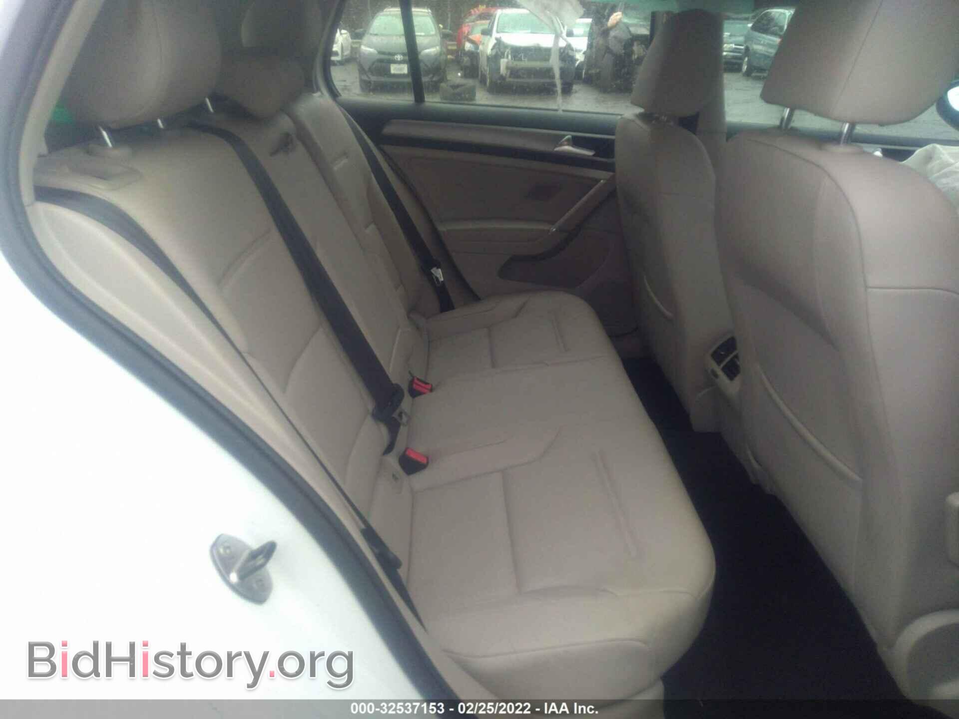 2017 VOLKSWAGEN GOLF - VIN: 3VW217AUXHM037367 - Фото 8