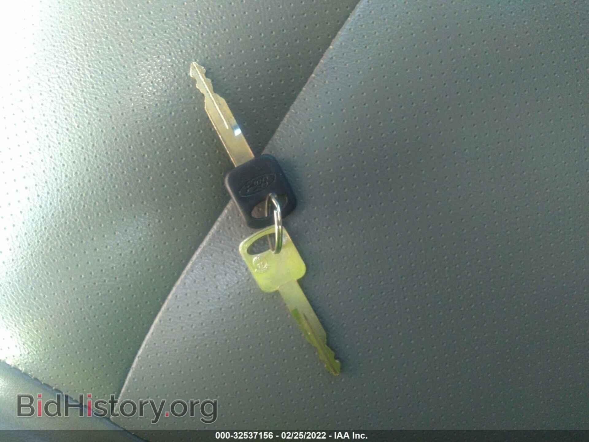 2010 FORD ECONOLINE CARGO VAN - VIN: 1FTNE2EW2ADA08773 - Фото 11