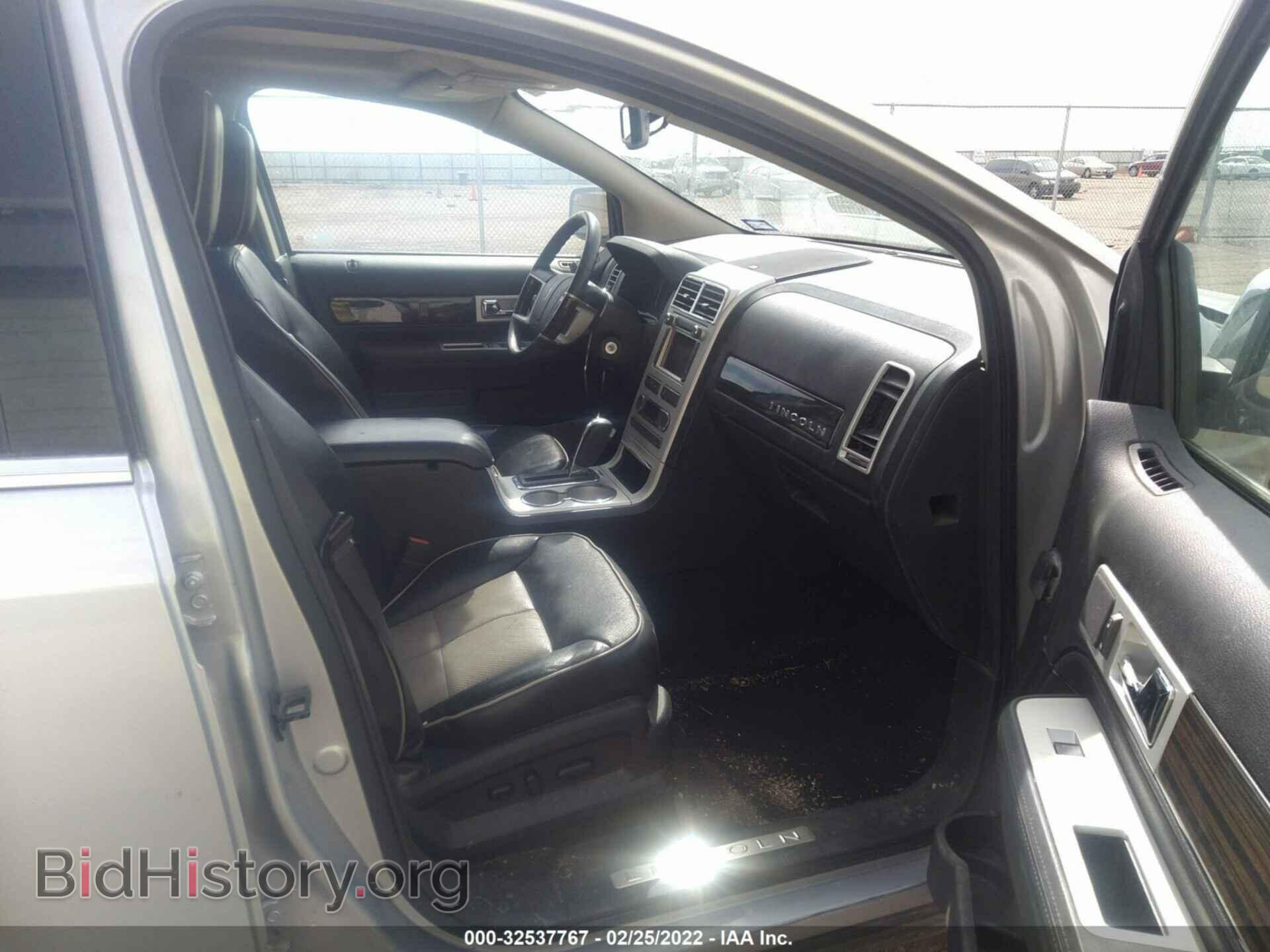 2009 LINCOLN MKX - VIN: 2LMDU88C19BJ01711 - Photo 5