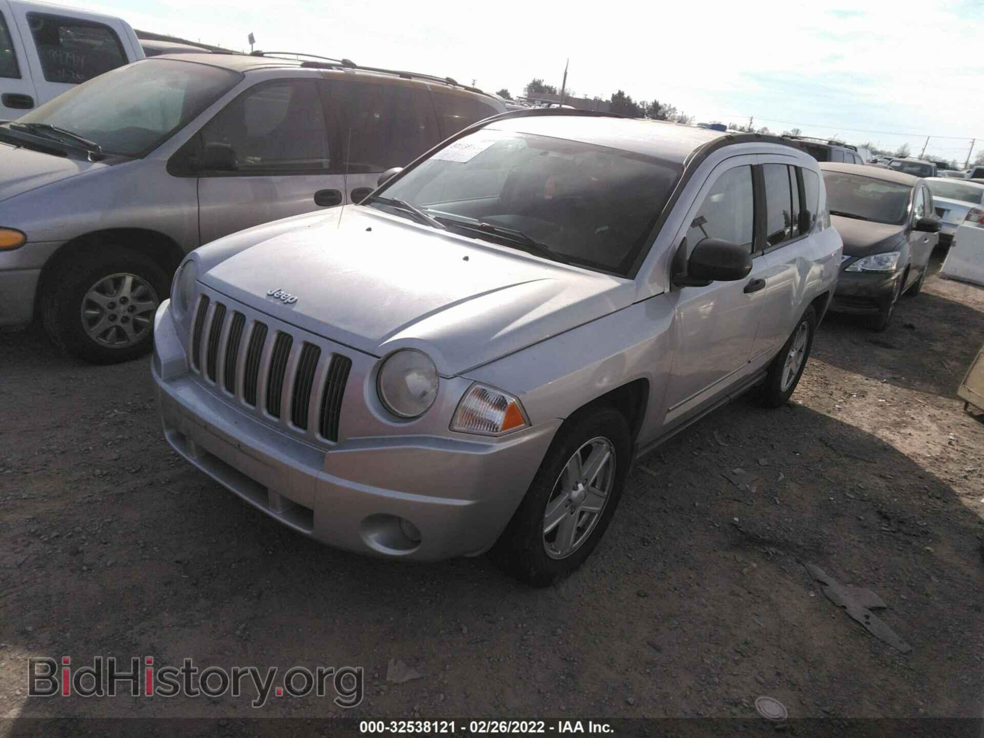2008 JEEP COMPASS - VIN: 1J8FF47W48D621510 - Фото 2