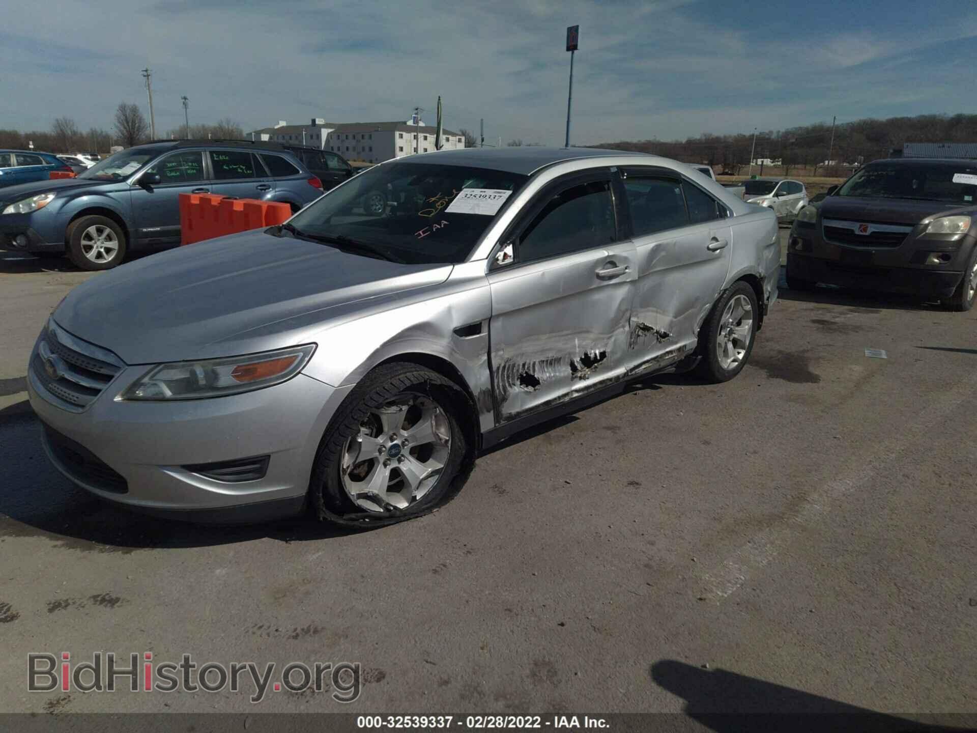 2010 FORD TAURUS - VIN: 1FAHP2EW3AG100793 - Photo 2