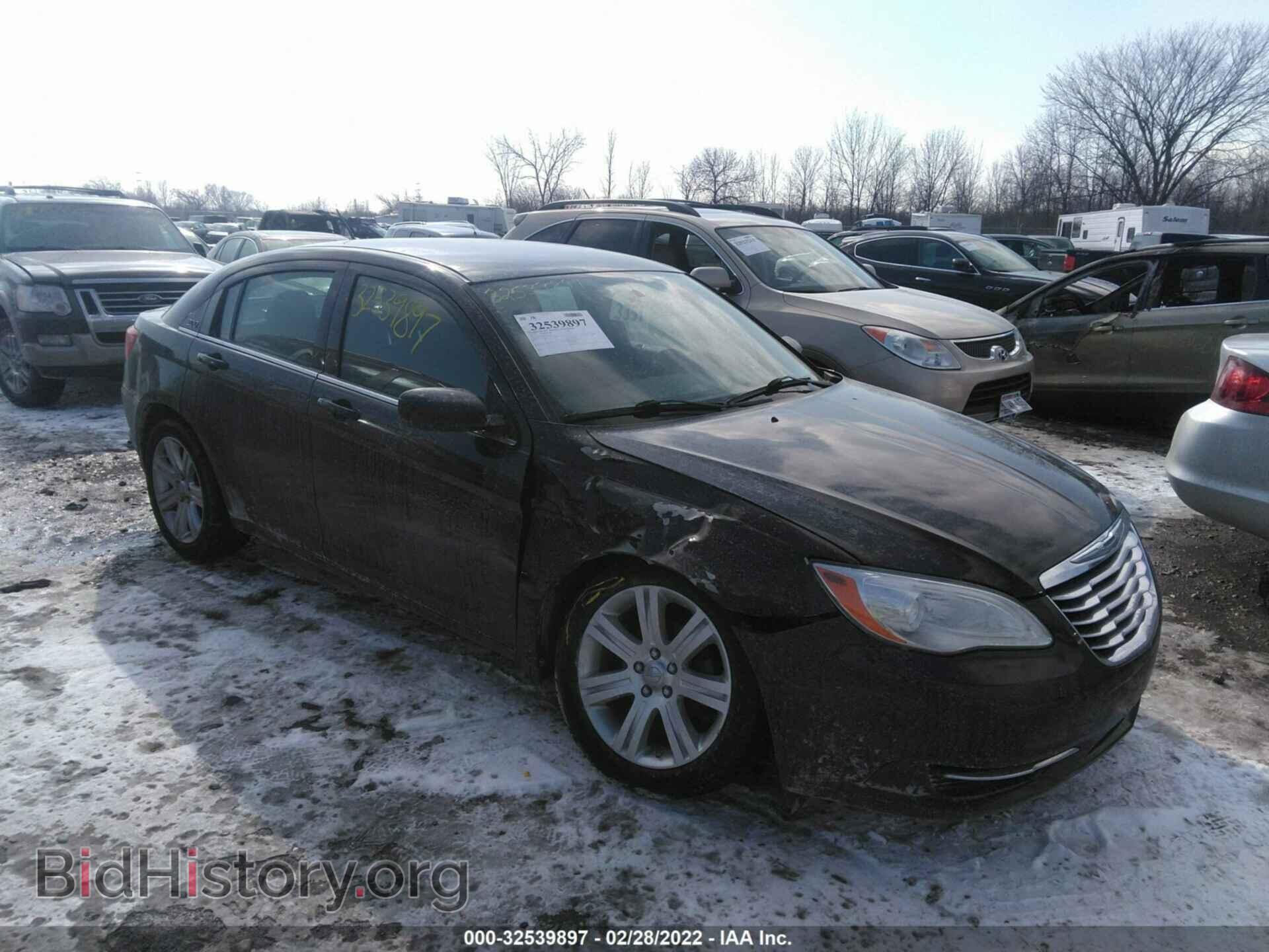 Фотография 1C3CCBBB6DN505519 - CHRYSLER 200 2013