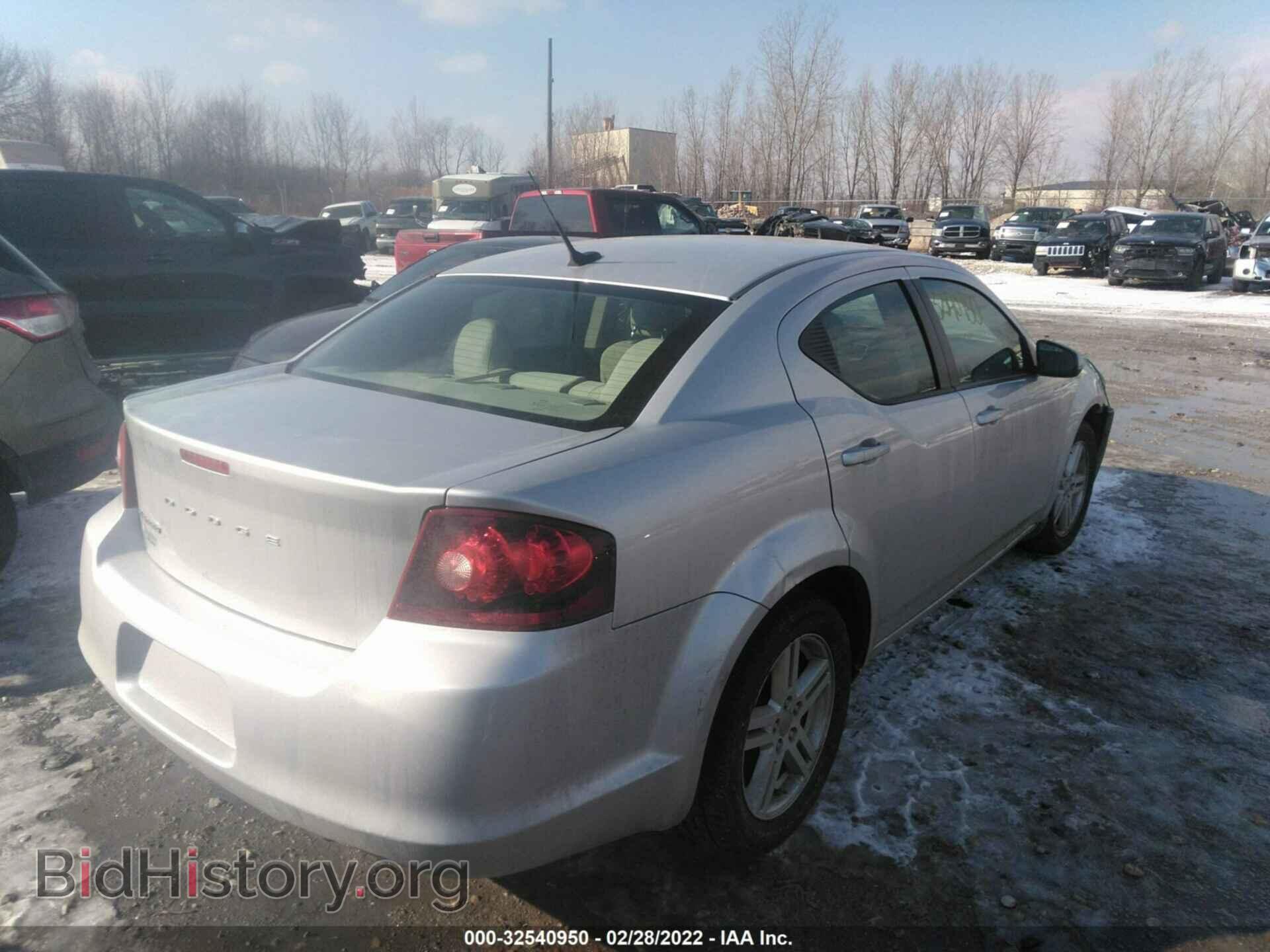 2011 DODGE AVENGER - VIN: 1B3BD1FB0BN528365 - Фото 4