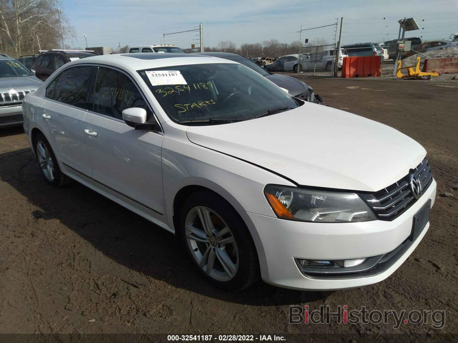 Photo 1VWCN7A34EC110049 - VOLKSWAGEN PASSAT 2014