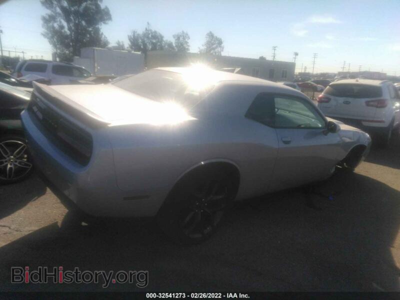 2019 Dodge CHALLENGER (VIN 2C3CDZAG9KH680033) — photo 4 of 11