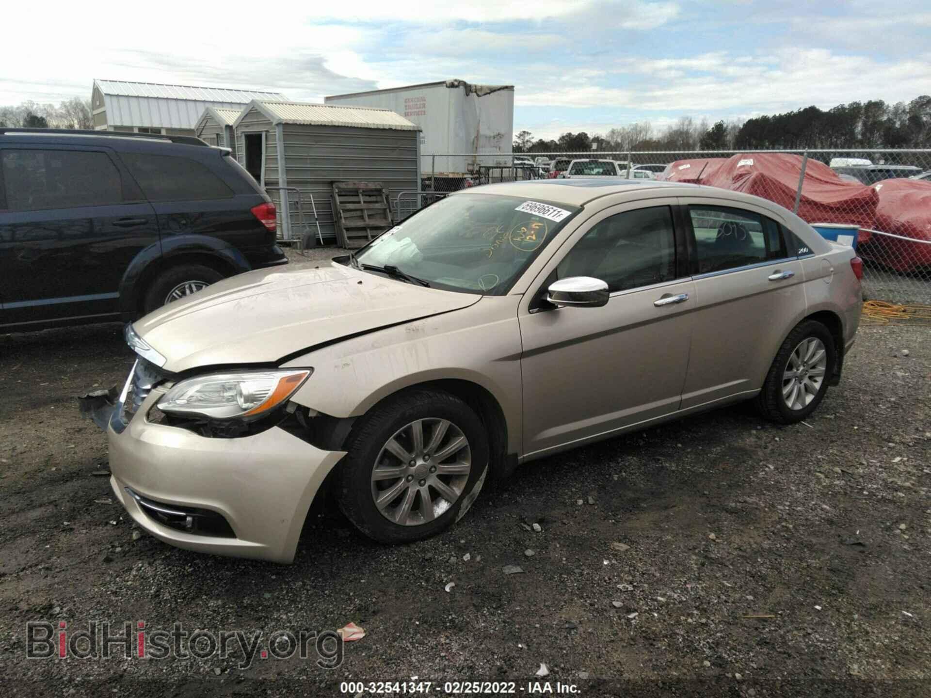 2014 CHRYSLER 200 - VIN: 1C3CCBCG7EN199233 - Фото 2