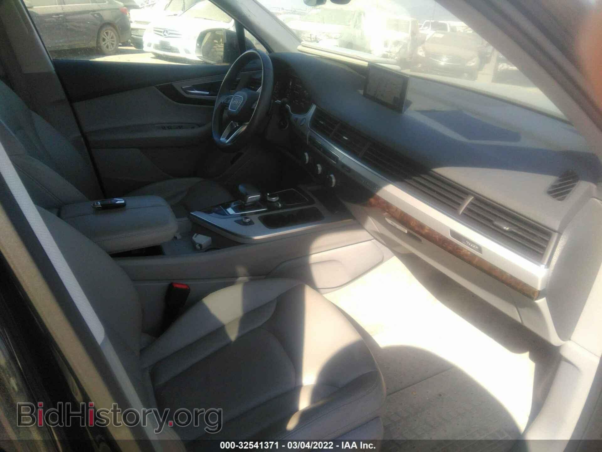 2017 AUDI Q7 - VIN: WA1LHAF70HD044885 - Фото 5
